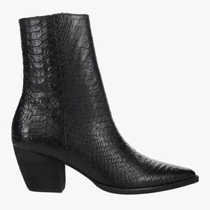 Matisse Caty Black Snake Print Boot